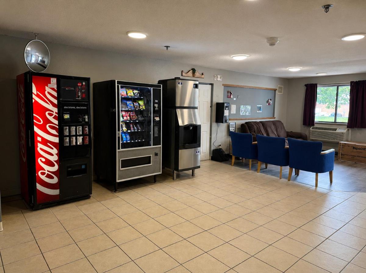 Coldwater Inn & Suites near I 69 - Housity