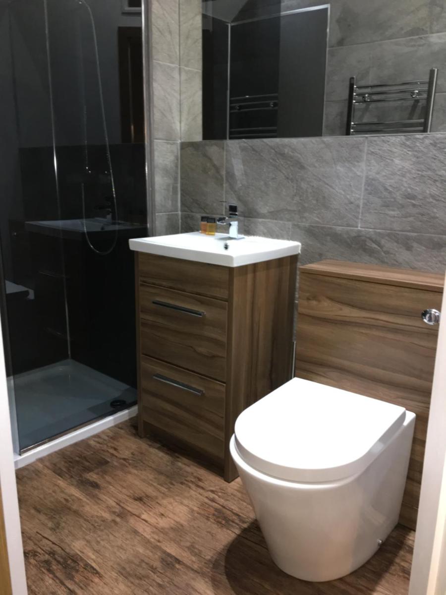 Stable Yard Rooms - Housity