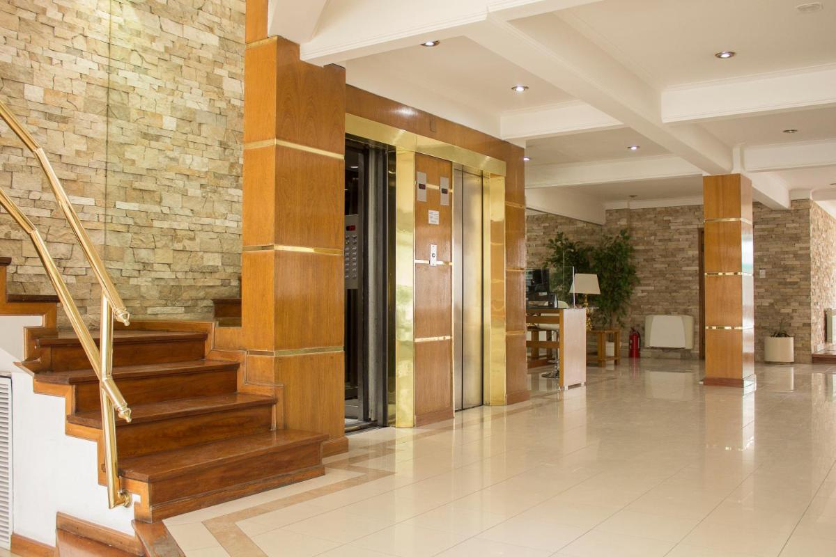 Hotel Dior - Housity