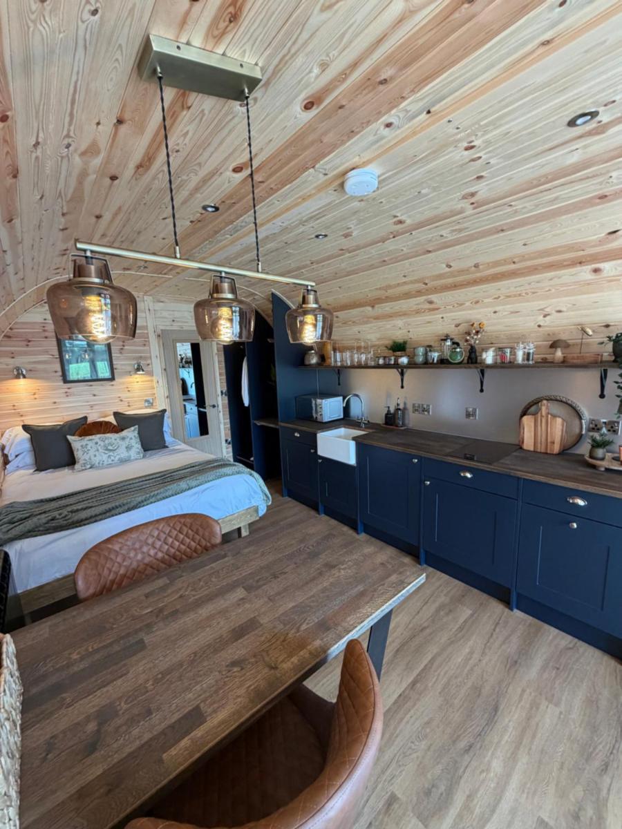 New Farm Cheshire Holidays - Housity