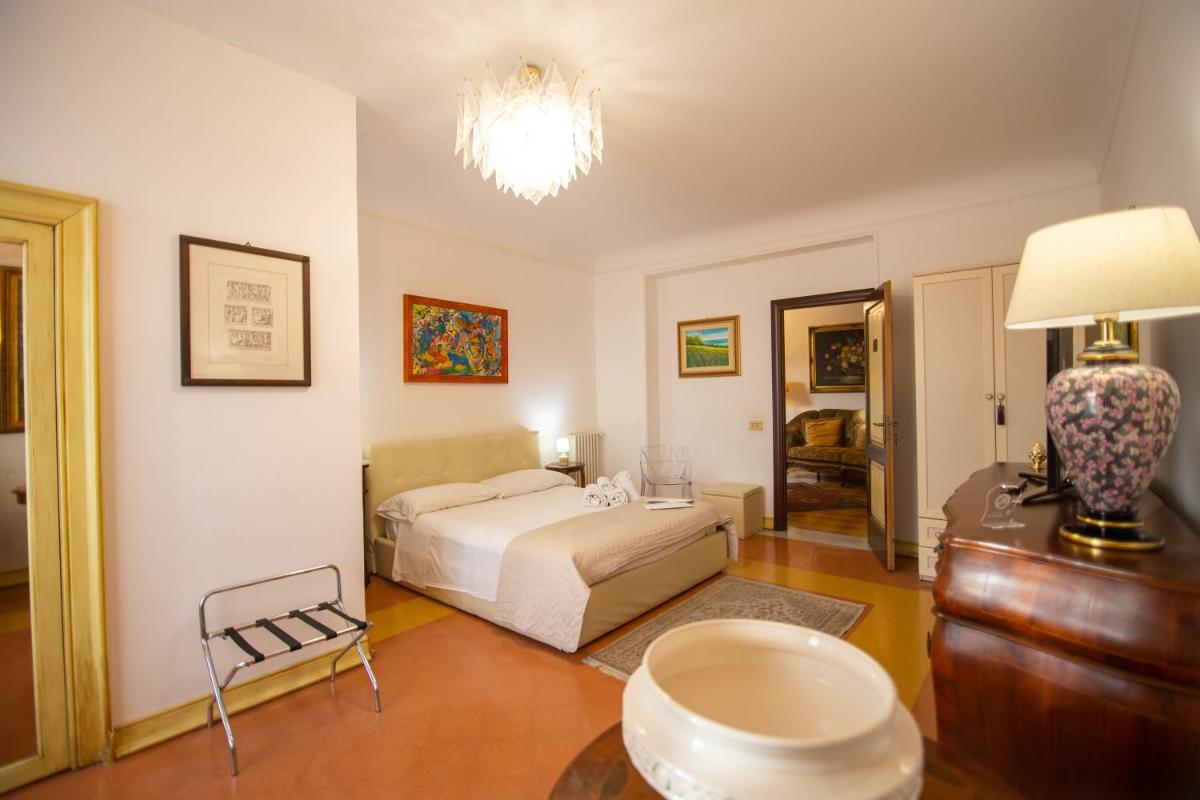 Atenea Luxury Suites - Atenea Collection - Housity