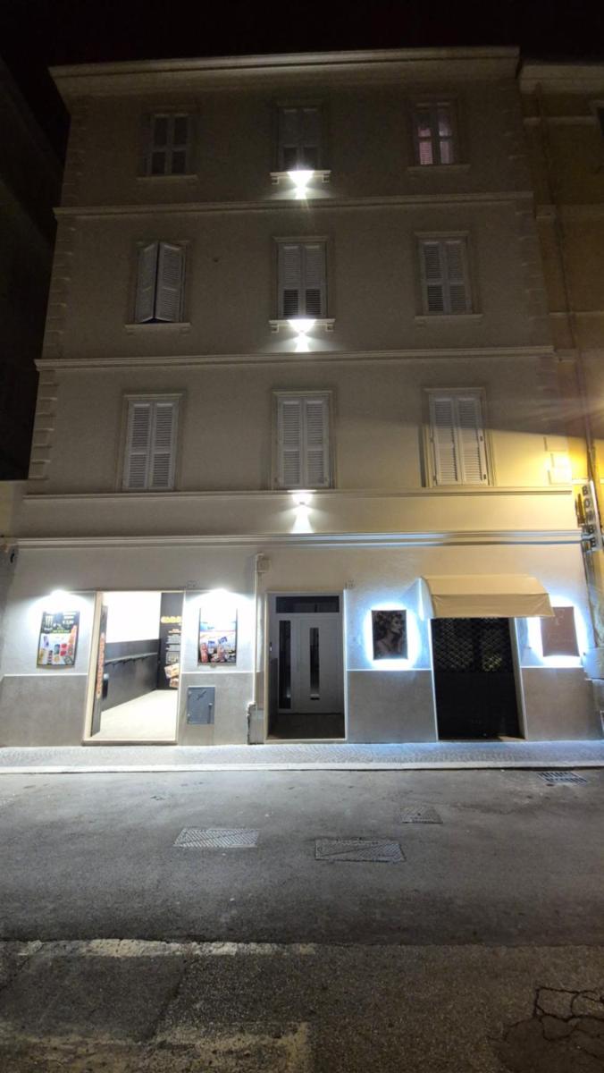 Anzio Central Apartments - Housity