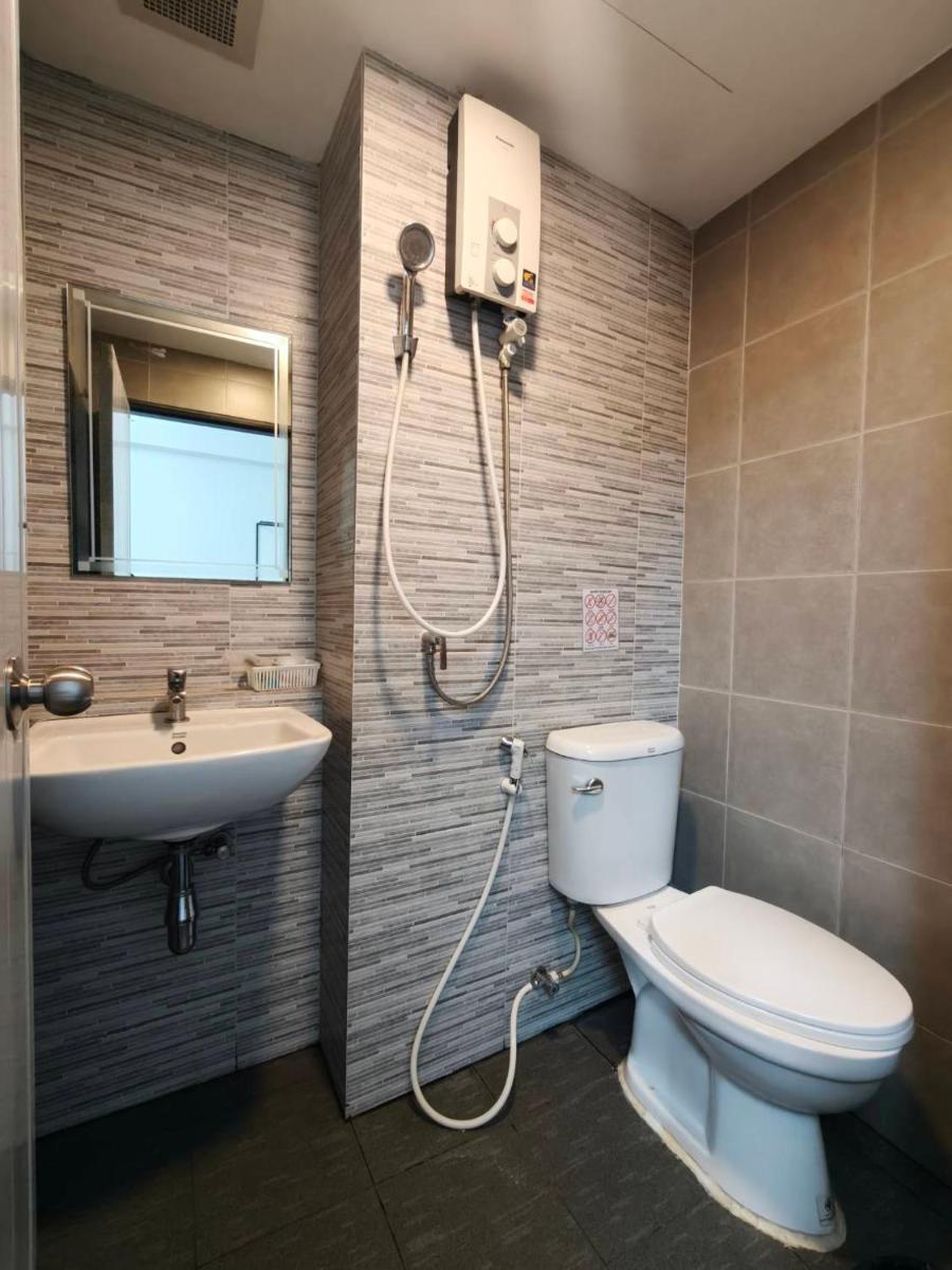 Kim Korner Hotel - Housity