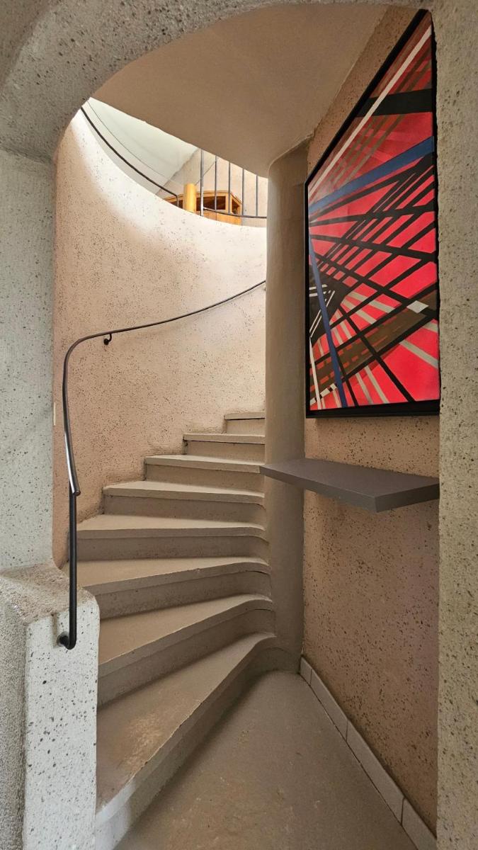 Hôtel la Fête en Provence - Housity