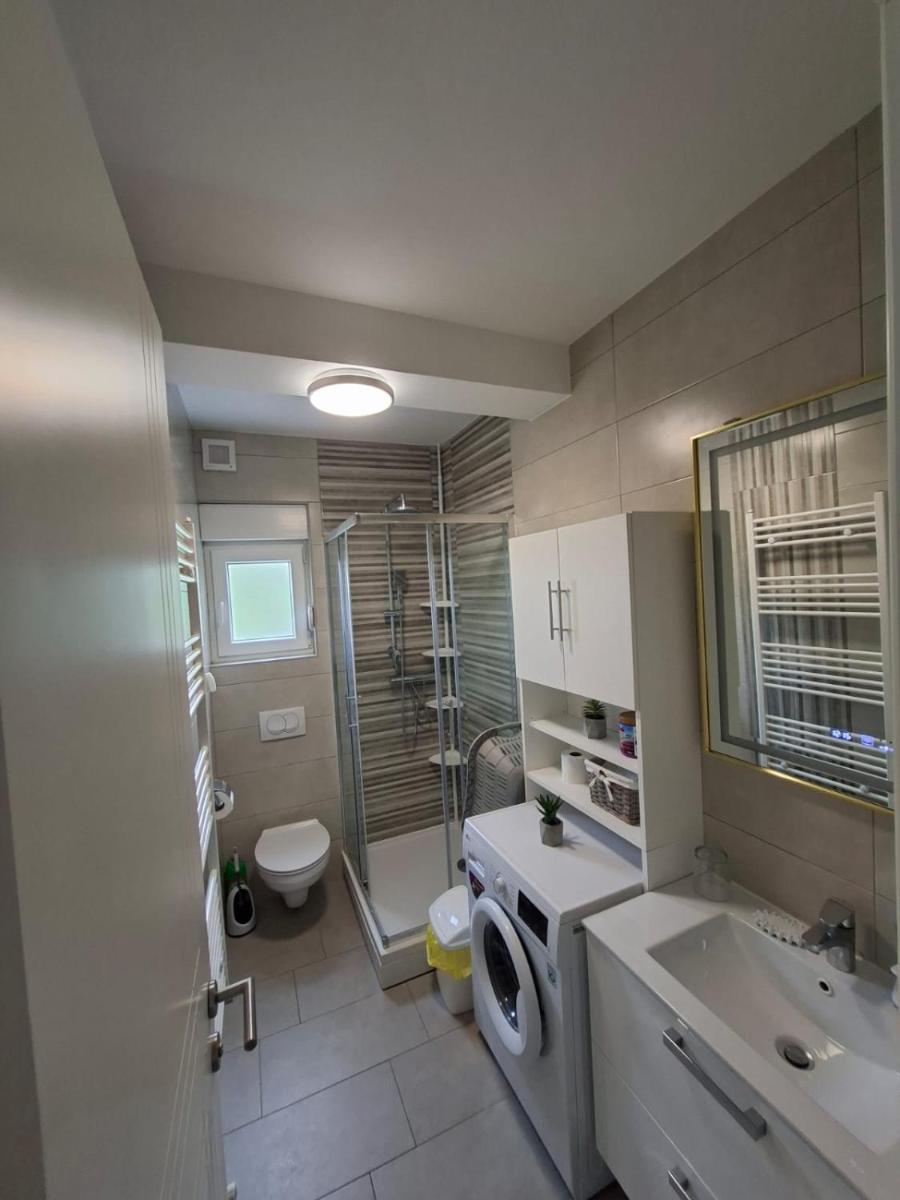 Villa Luminous - Housity
