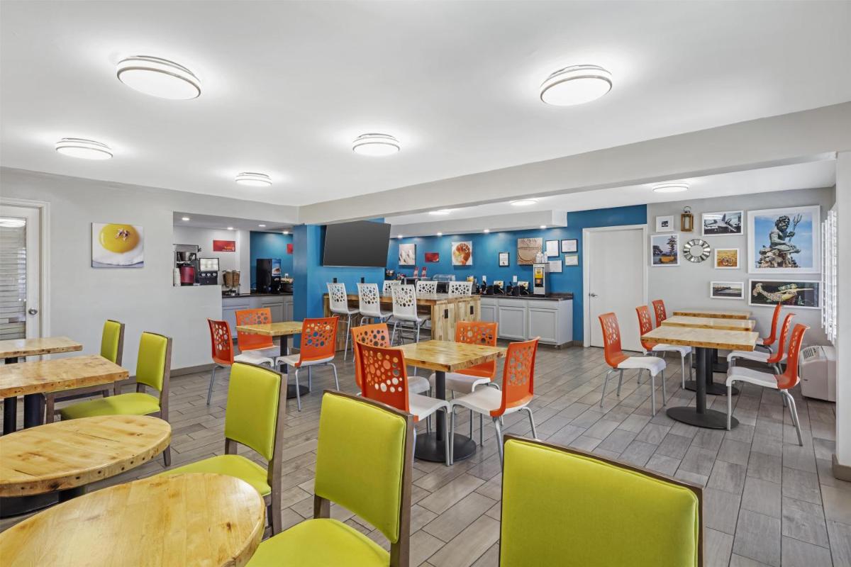 Best Western Plus Chesapeake Bay-Norfolk - Housity