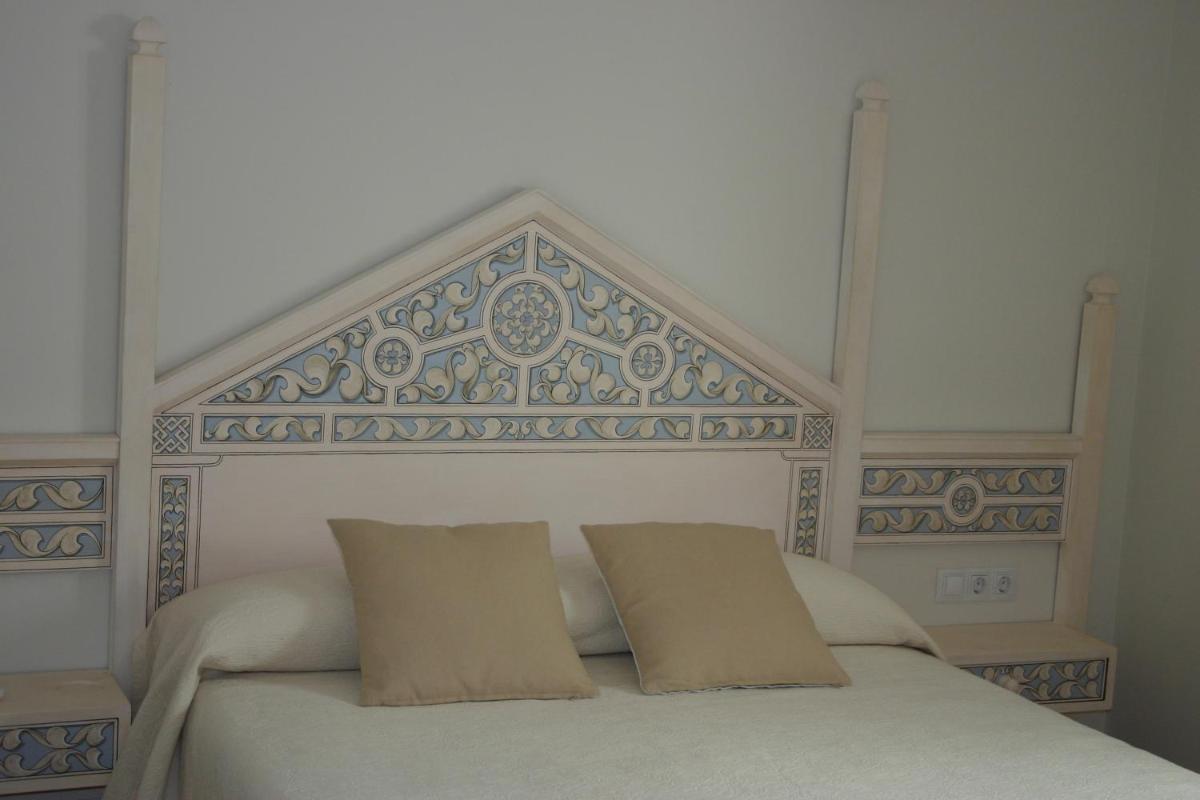 Hostal Santa María de Úbeda - Housity