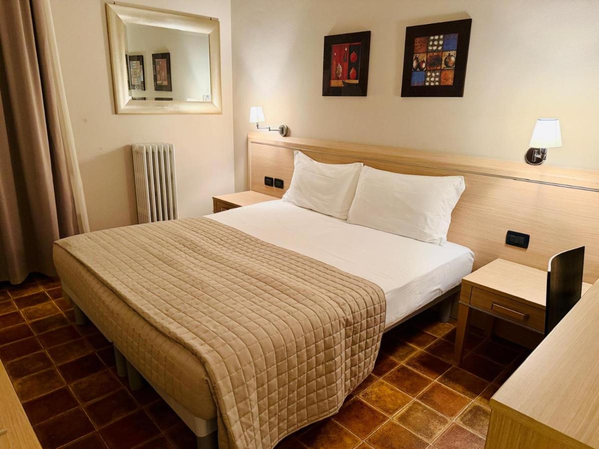 HOTEL Monte Cimone - Housity