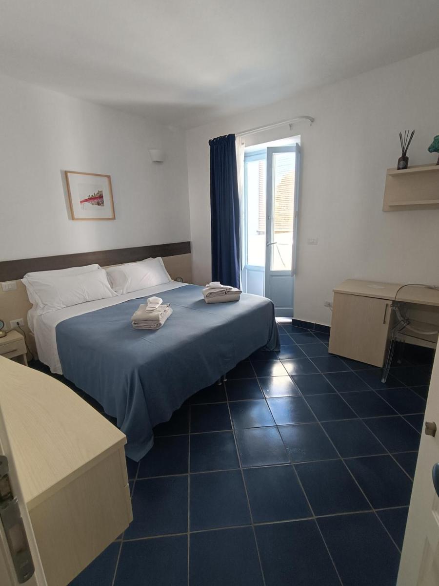 Tuareg Hotel - Housity