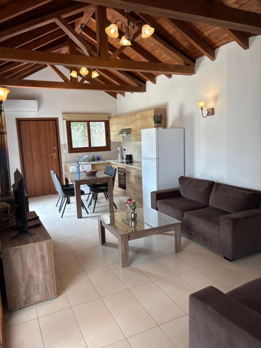 Love Holiday Suite 2 - Housity