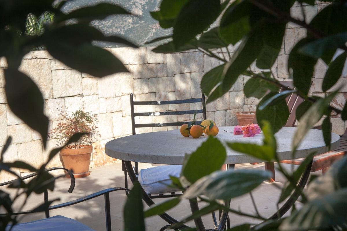 Luxury Villa Caretta - Housity