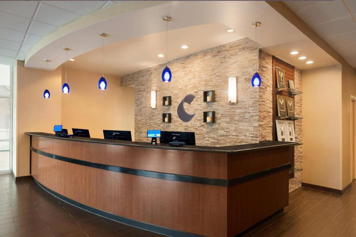 Comfort Inn & Suites Presidential - Housity
