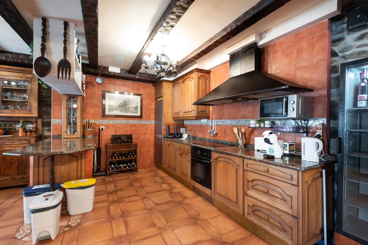 IZURRENEA Casa Rural - Housity