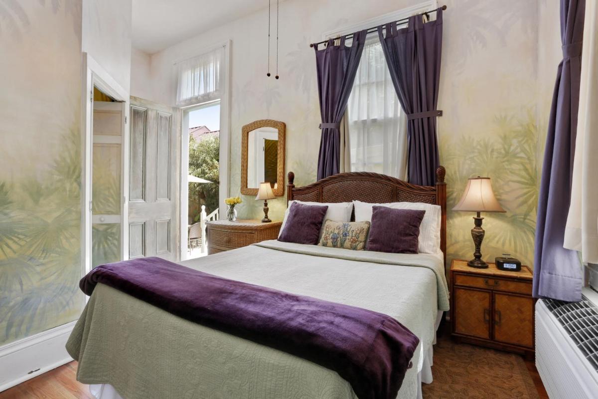 Auld Sweet Olive Bed and Breakfast - Housity