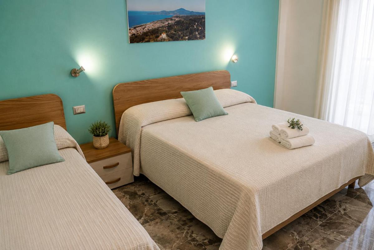 B&B Miramare - Housity