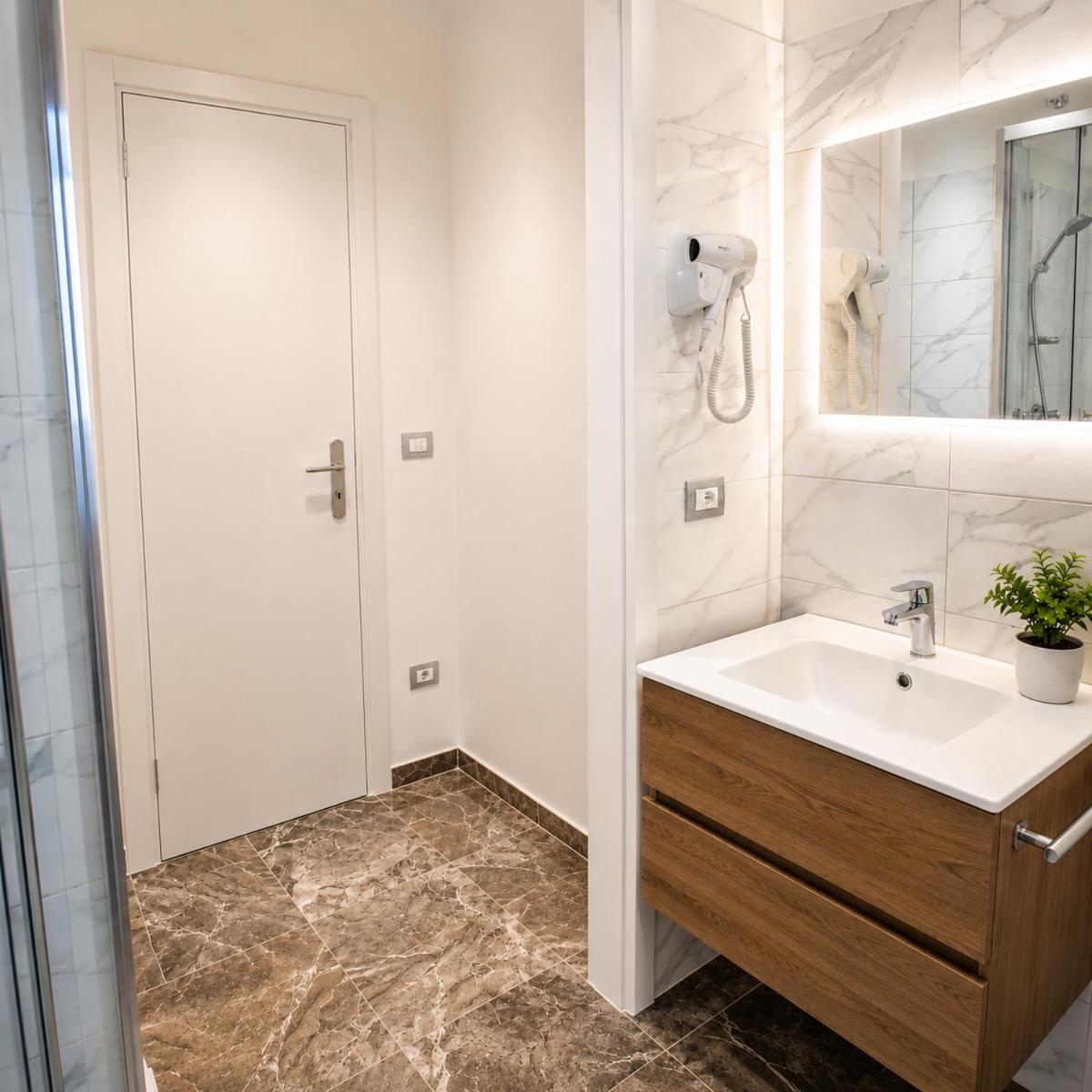 B&B Miramare - Housity