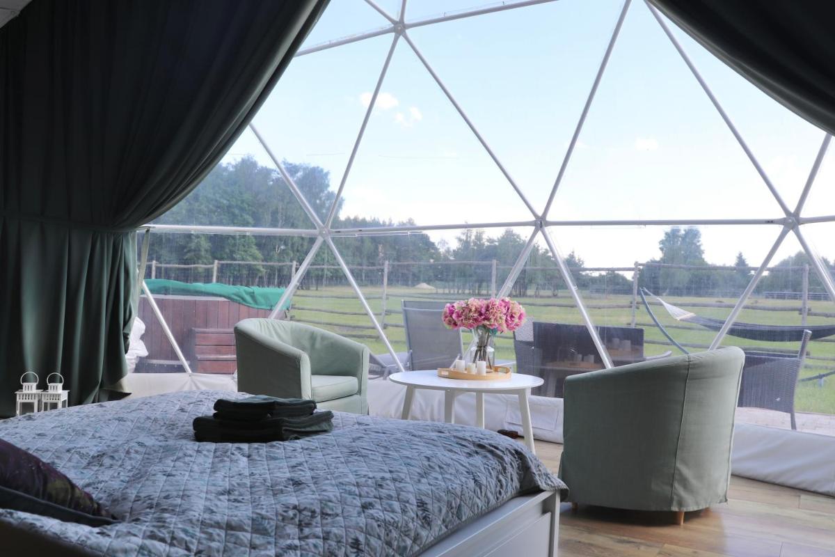 Ranczo Targówka - Domki i Glamping z balią i sauną wśród natury i zwierząt - Housity