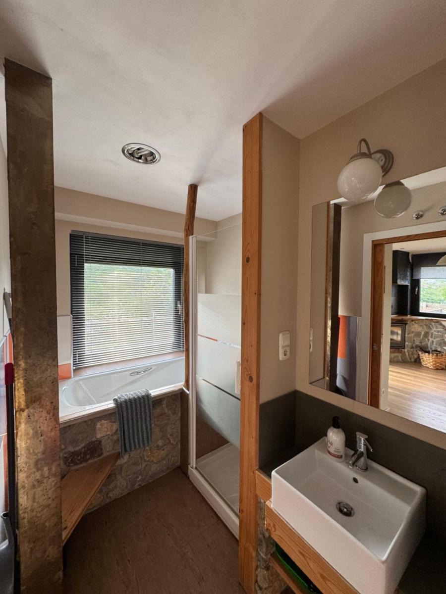 Apartamento Los Piornos Puebla de Lillo - Housity