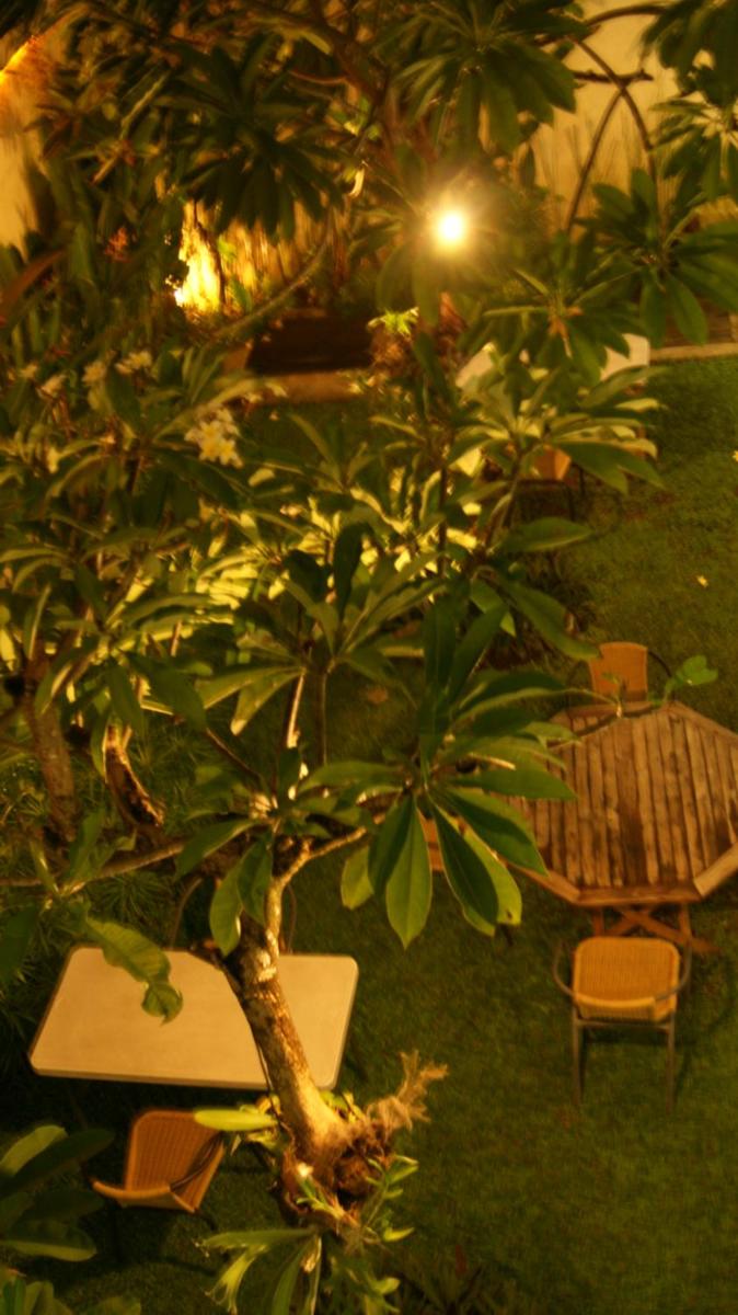 Sugiras Living - Housity