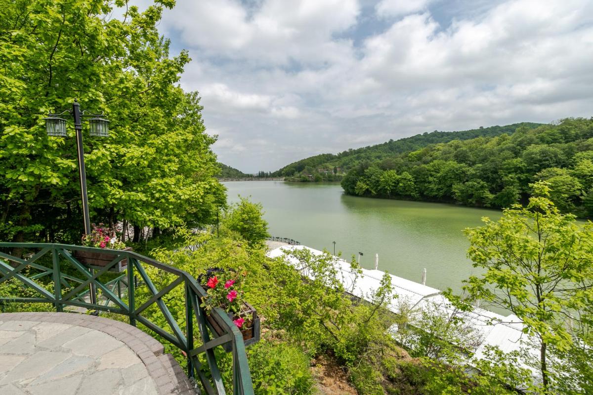 Macara Lake Park - Housity