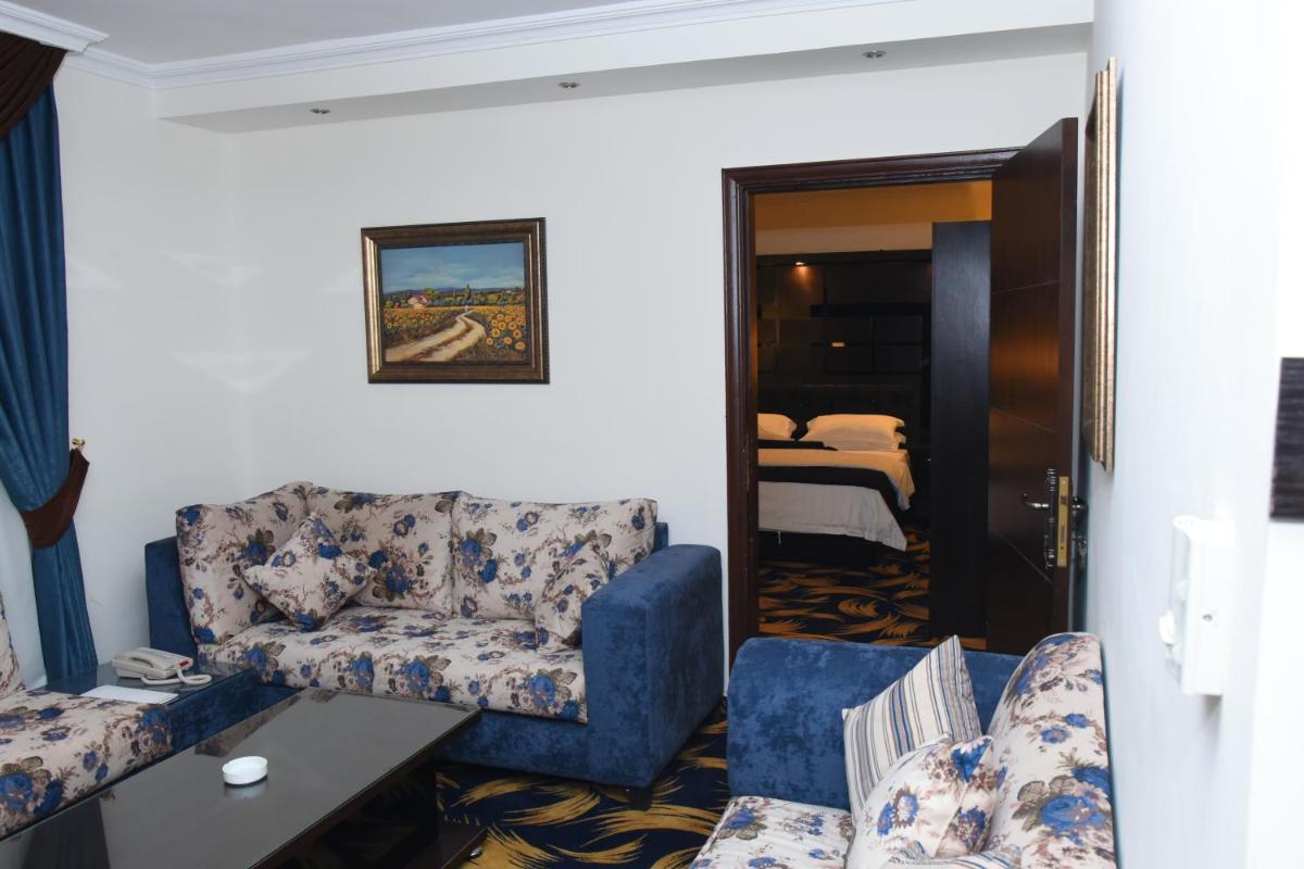 Sparr Hotel - Housity