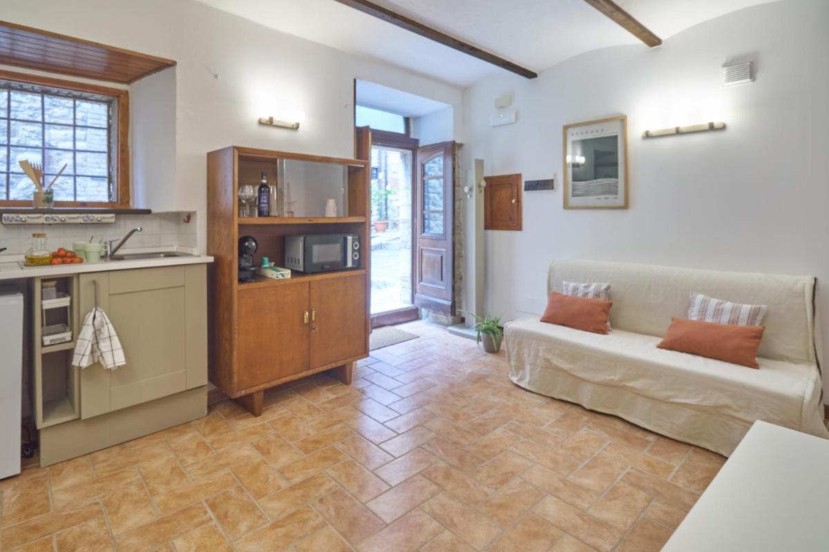 La Casina nel borgo di Corciano Umbria - Housity