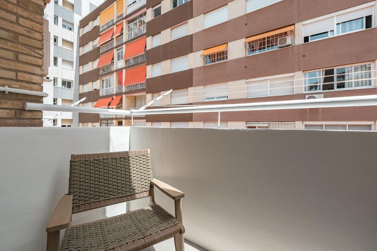 Barcelona Stadium Prestige Apartment - Housity