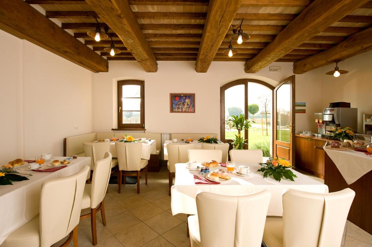 Agriturismo Le Rondini Di Francesco Di Assisi - Housity