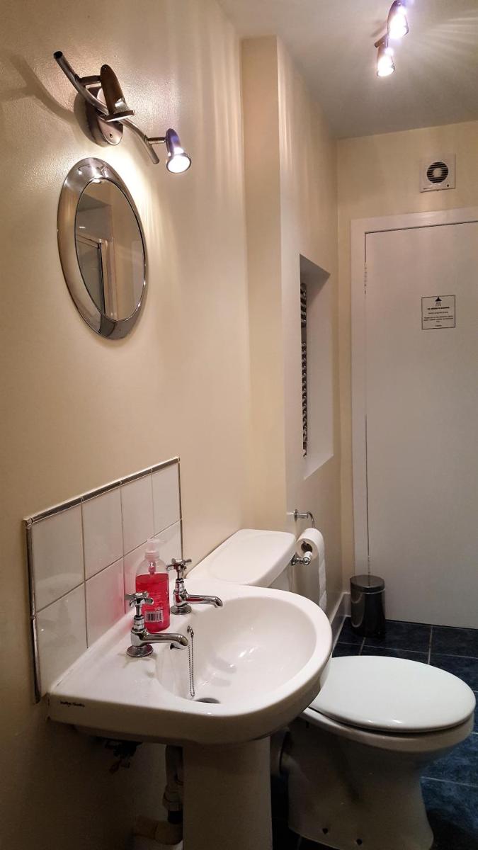 Gales Guesthouse - Housity