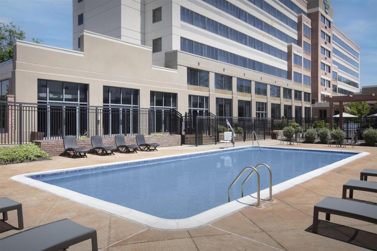 Homewood Suites by Hilton Gaithersburg/Washington, DC North - Housity