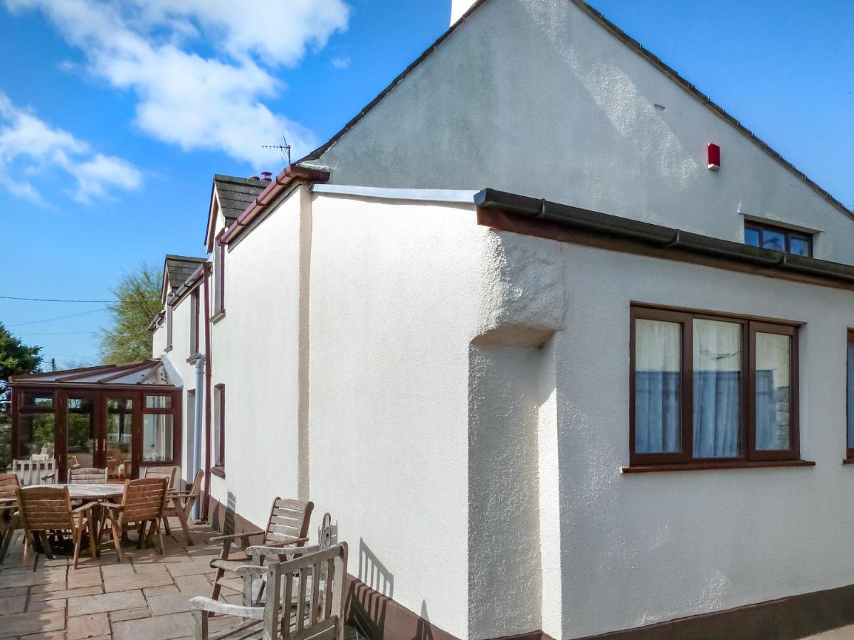 Horton Farm House - Housity