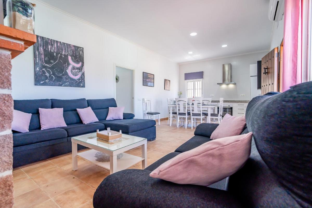 Casa Rural Lola - Lantejuela - Housity