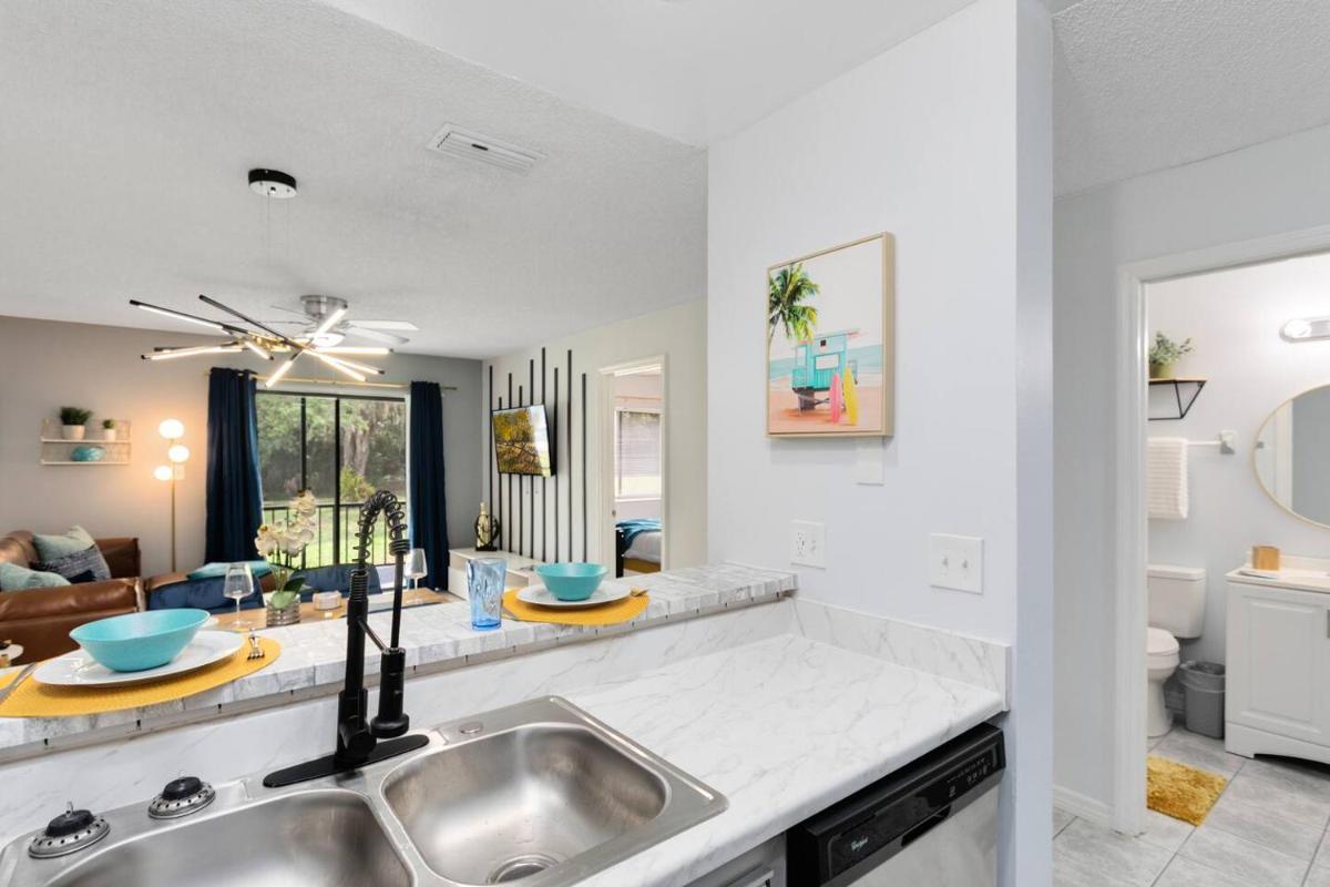 Oasis 105 - Blue Bliss - Housity