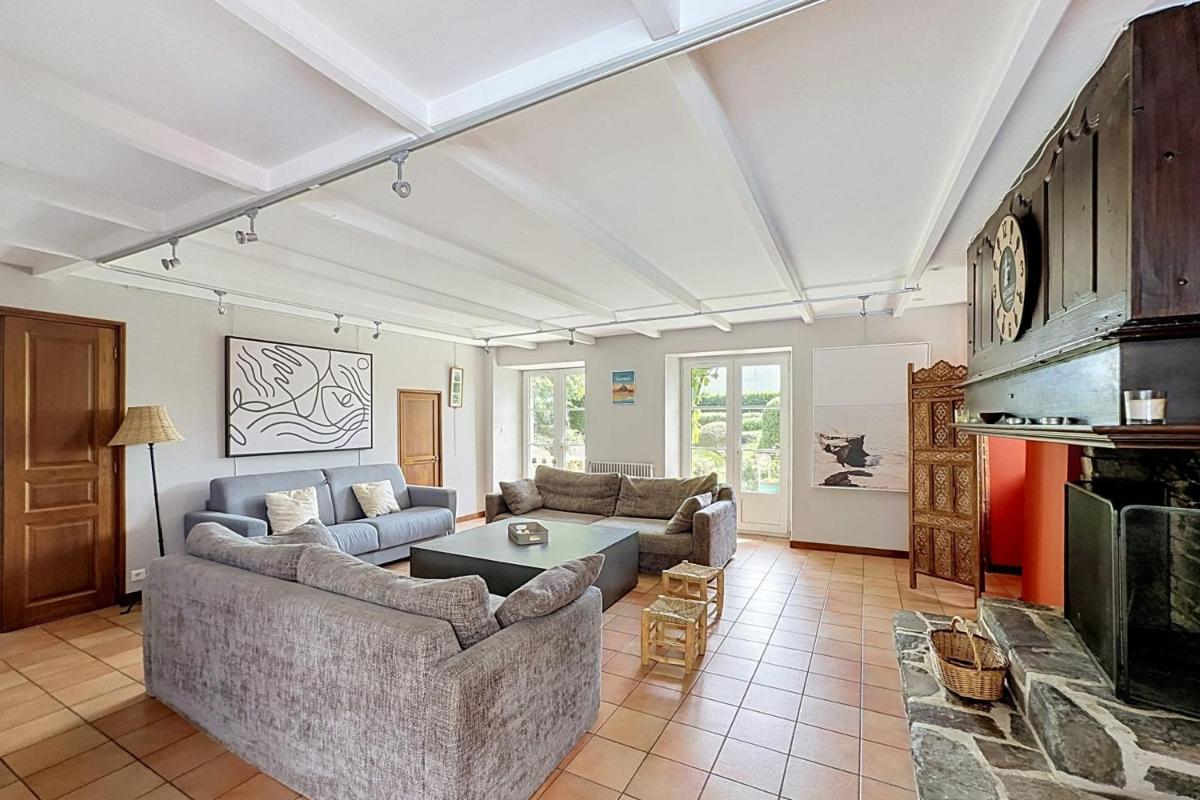 Gîte de charme "La Maison Saint-Leonard" avec piscine, SPA, vue sur le Mont Saint-Michel - Housity