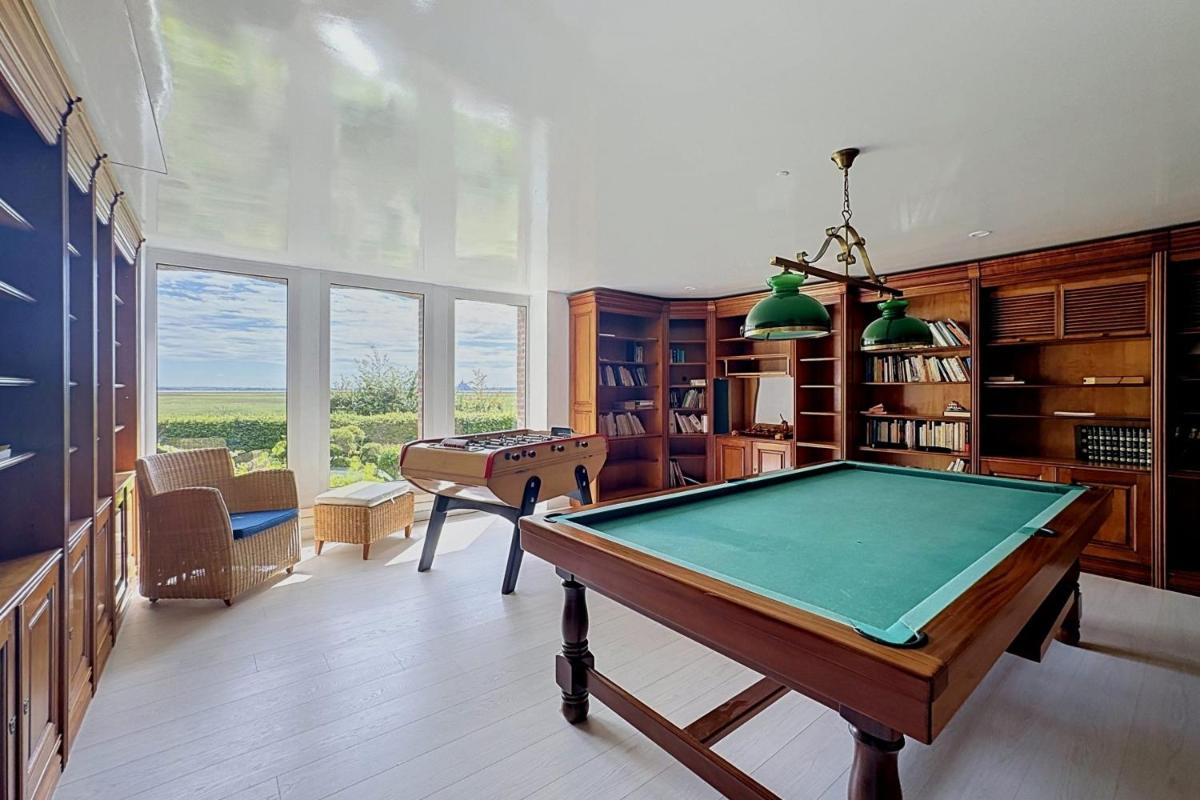 Gîte de charme "La Maison Saint-Leonard" avec piscine, SPA, vue sur le Mont Saint-Michel - Housity