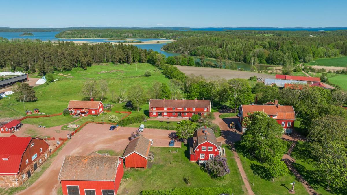 Gästhem Jomala Gård - Housity