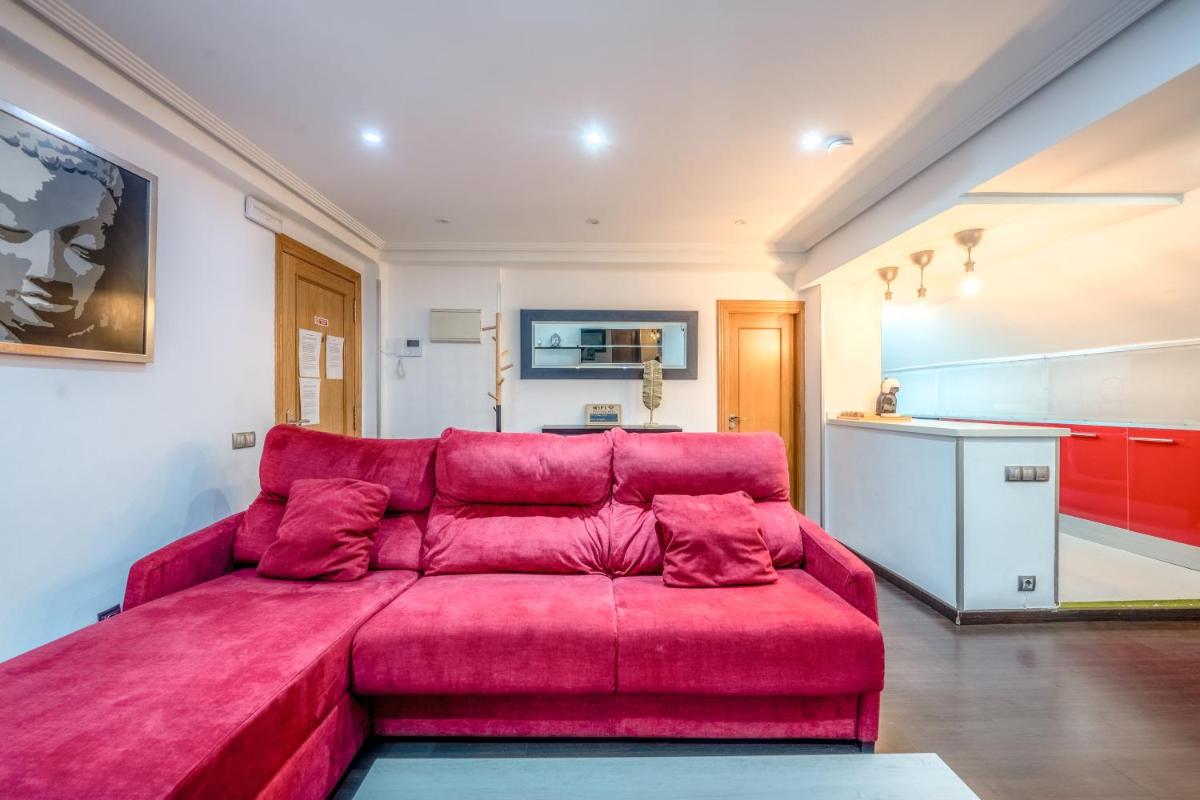 NUEVO 8 minutos ayuntamiento, 10 catedral, WIFI - Housity