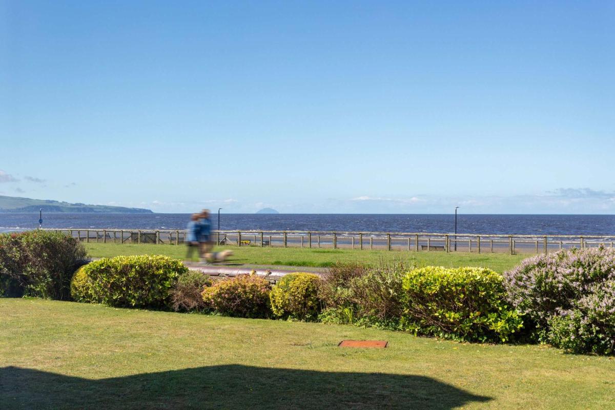 Prestwick Shore - Donnini Apartments - Housity