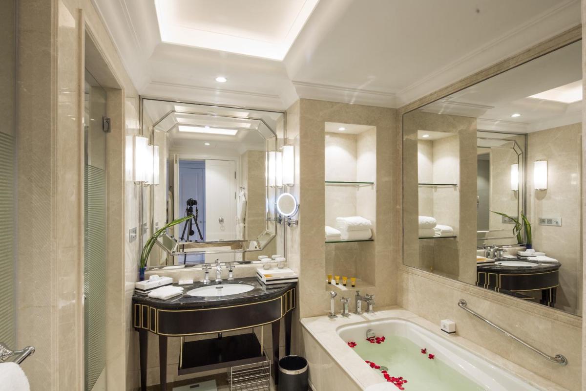 Fuzhou Jeurong Hotel - Housity