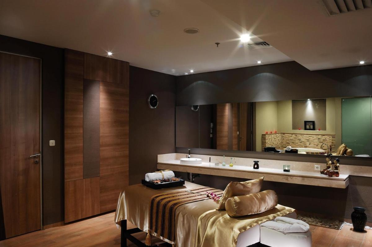 Holiday Inn Bandung Pasteur by IHG - Hizvo