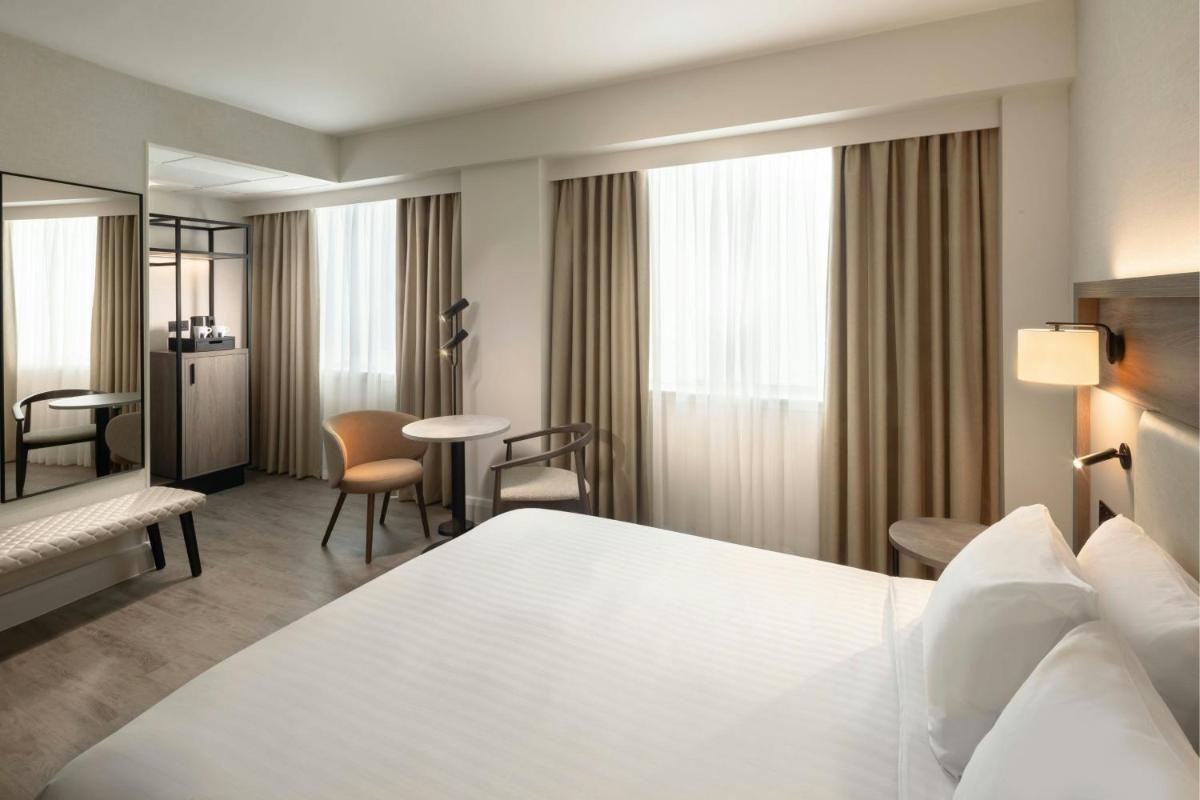 AC Hotel Birmingham NEC and Airport - Housity
