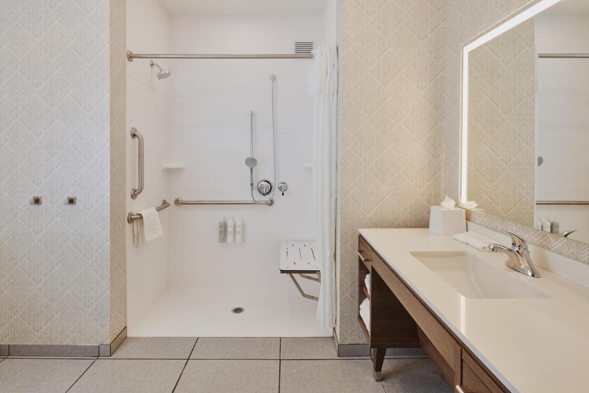 Home2 Suites By Hilton Sacramento At Csus - Housity