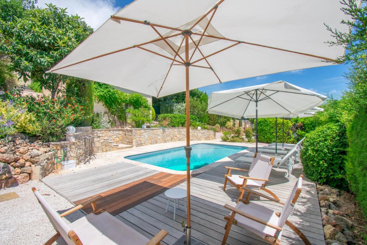 Villa Le Soleil Bleu - Piscine - Jardin - Housity