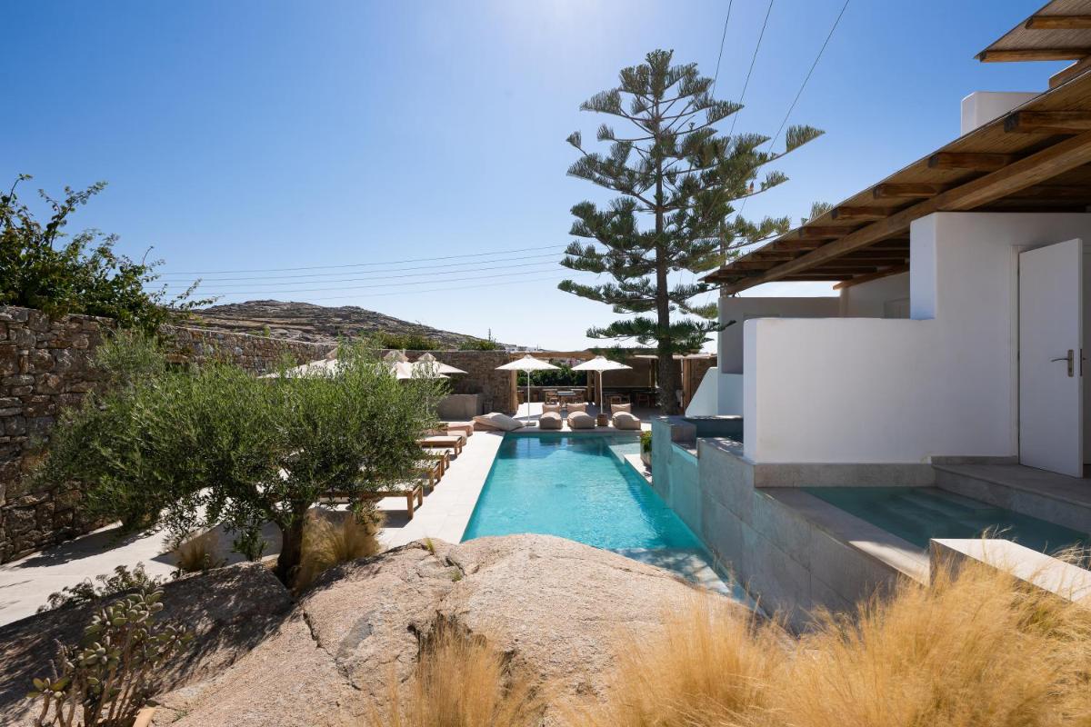 Oliving Mykonos Luxury Suites - Housity