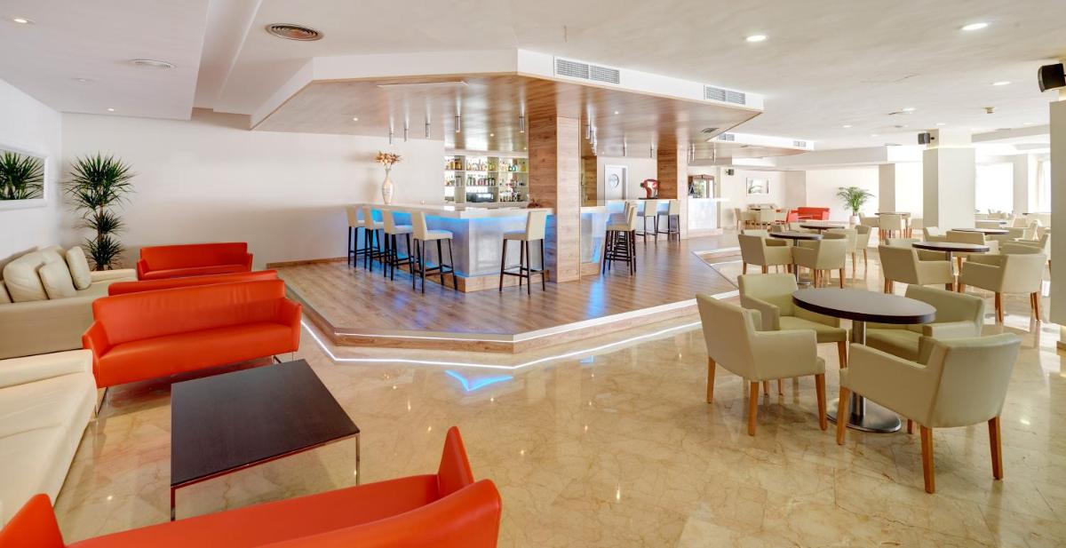 Zona de estar de Grupotel Port D´Alcudia