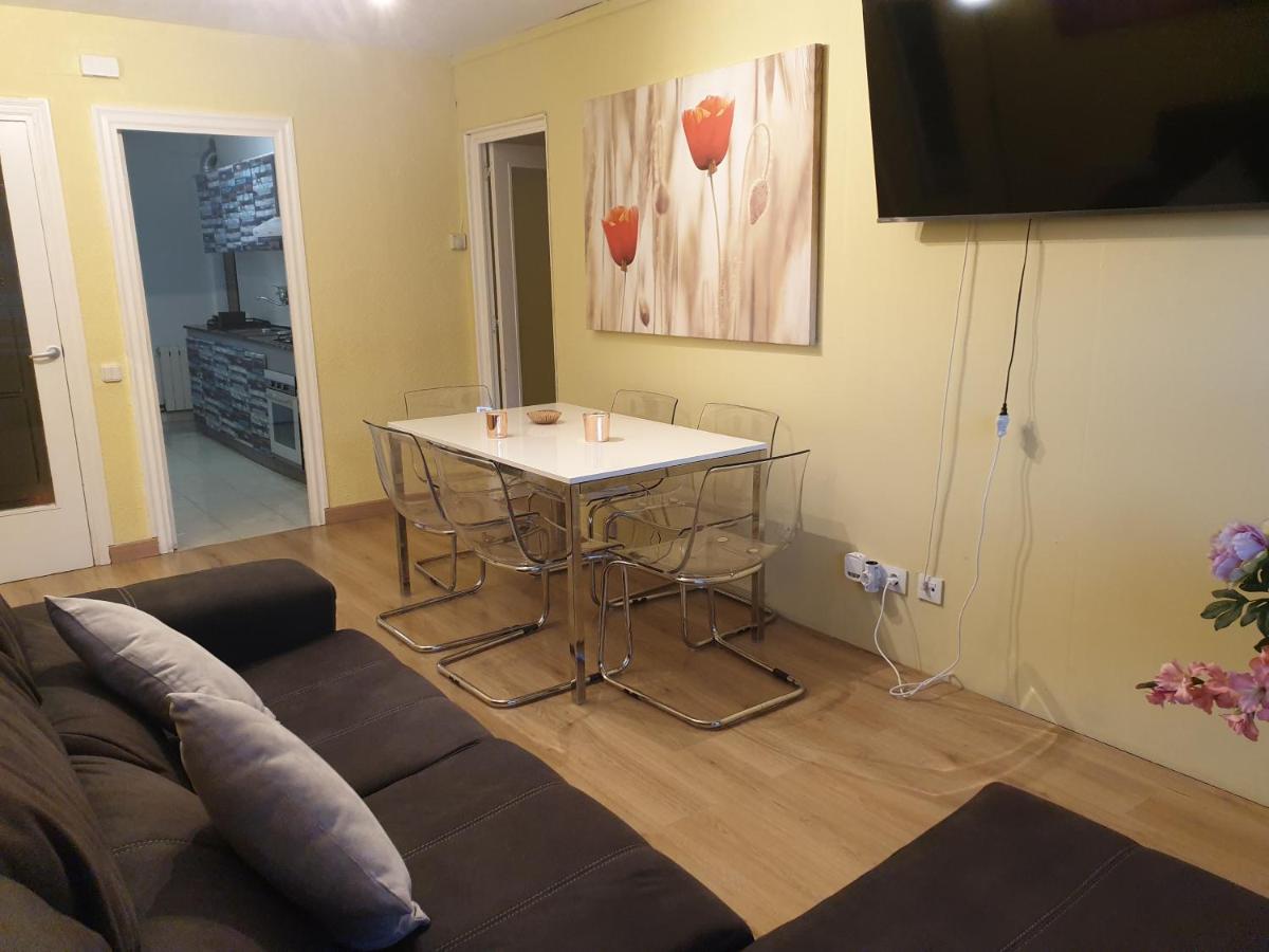 Spacious and cosy apartment near Barcelona - Housity