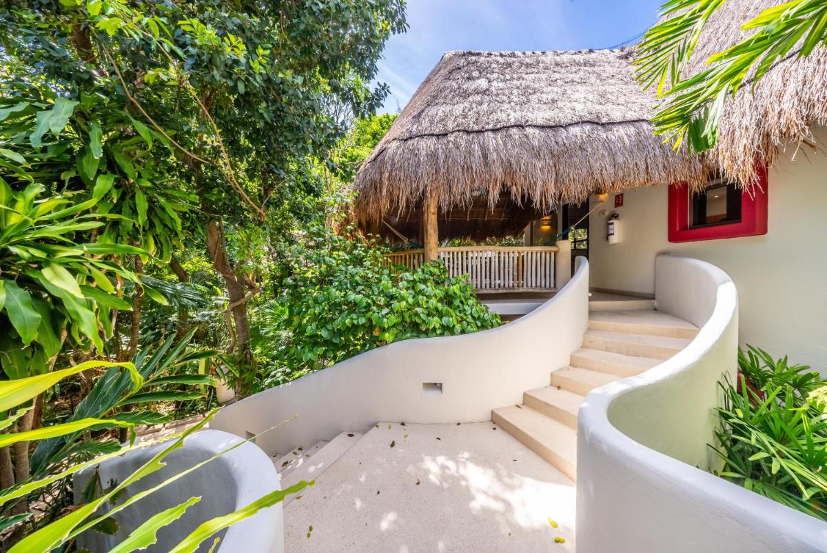 Riviera Maya Suites - Housity