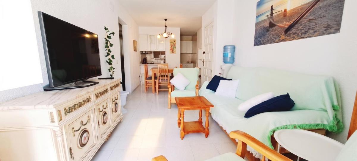 Comfortable Apartment in Alcanar with Shared Pool - Housity