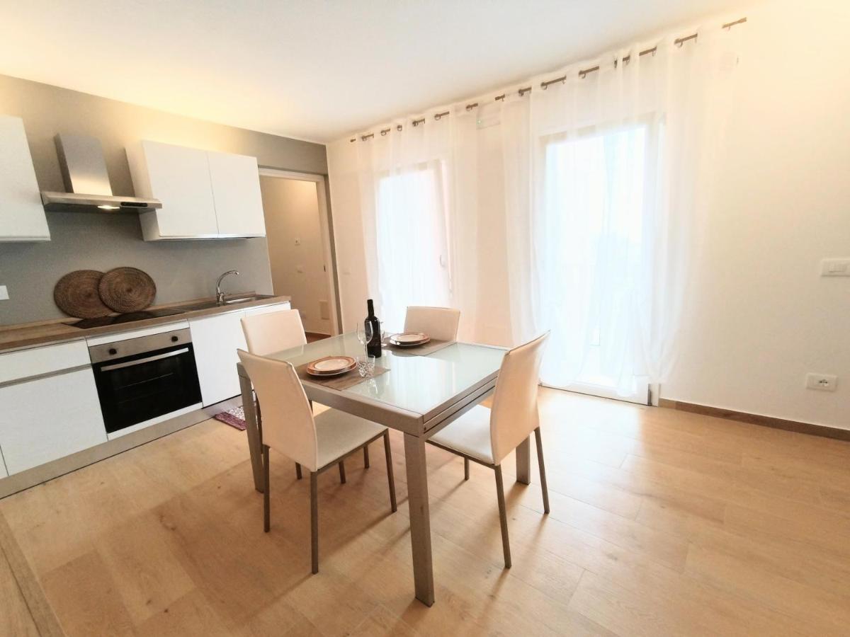Calmasino house - Housity