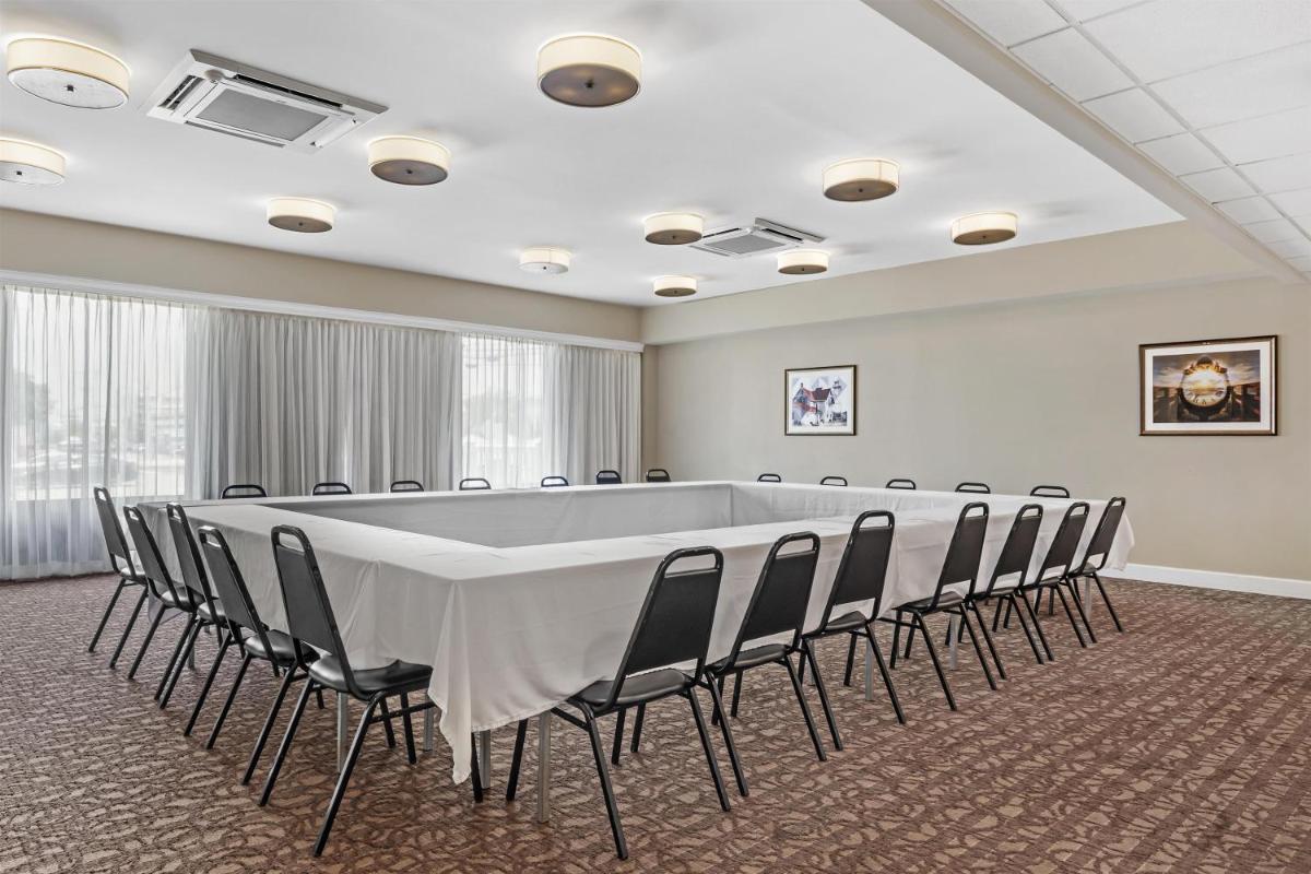 Best Western Plus Ocean City - Housity